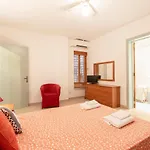 아파트 Bv1 - Spacious And Bright - Prime Location *