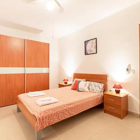 Bv1 - Spacious&bright - Prime Location