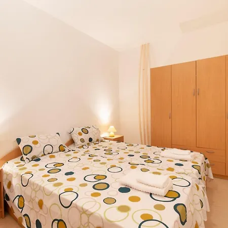 Bv1 - Spacious And Bright - Prime Location * Saint Julian's
